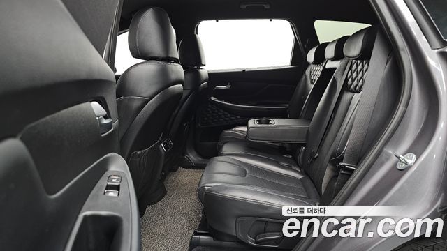 Hyundai Santafe 2021 — photo 17