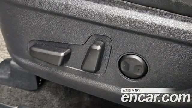 Hyundai Santafe 2021 — photo 25