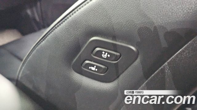 Hyundai Santafe 2021 — photo 28