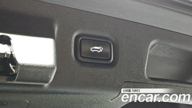 Hyundai Santafe 2021 — photo 33