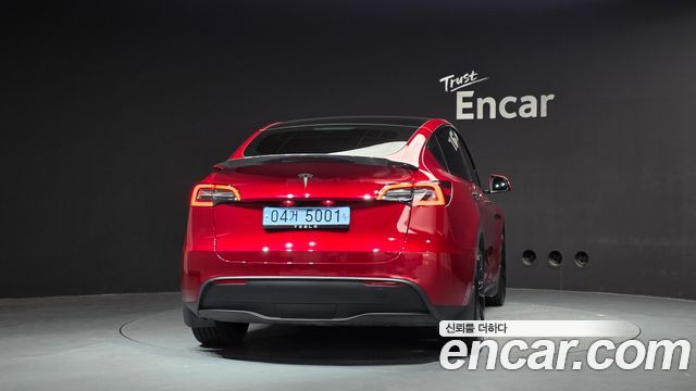 Tesla Model Y 2024 — photo 4