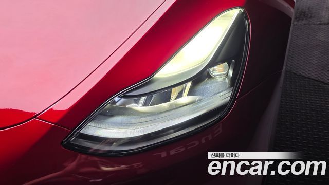 Tesla Model Y 2024 — photo 8