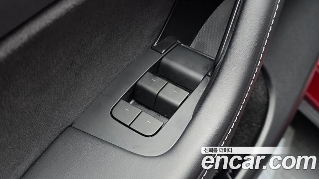Tesla Model Y 2024 — photo 27