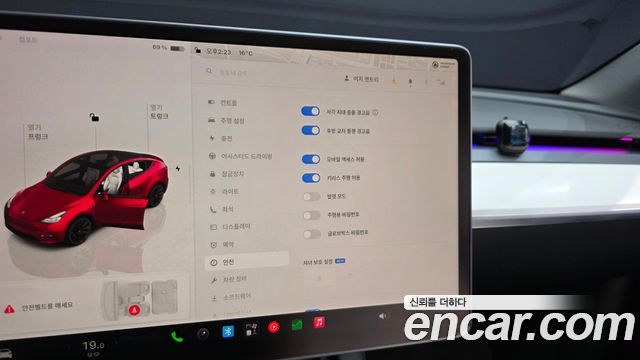 Tesla Model Y 2024 — photo 35