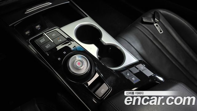 Kia K8 2022 — photo 12