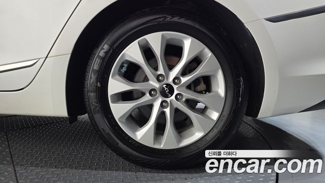 Kia K8 2022 — photo 7