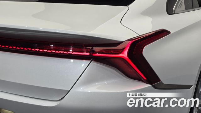 Kia K8 2022 — photo 9