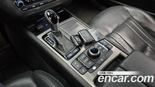 Hyundai Genesis 2015 — photo 12