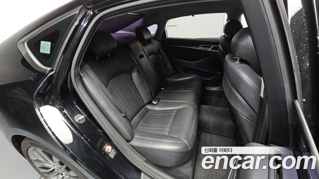Hyundai Genesis 2015 — photo 17