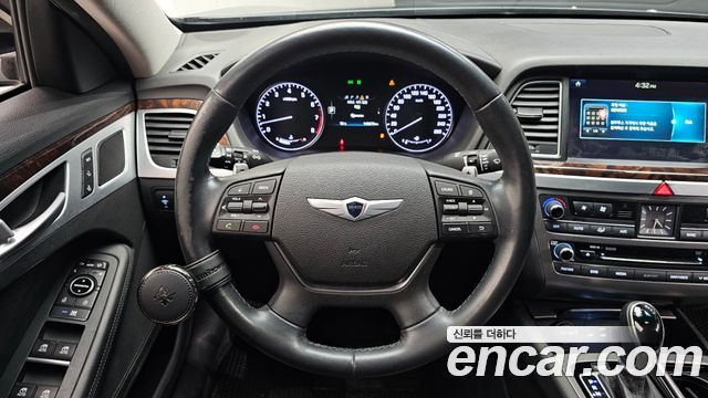 Hyundai Genesis 2015 — photo 19