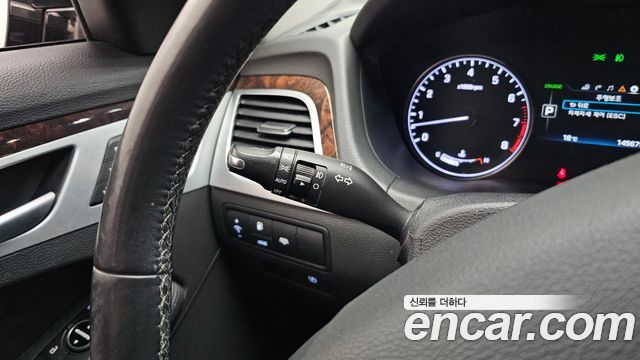 Hyundai Genesis 2015 — photo 23