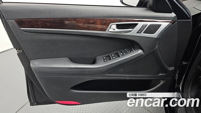 Hyundai Genesis 2015 — photo 14