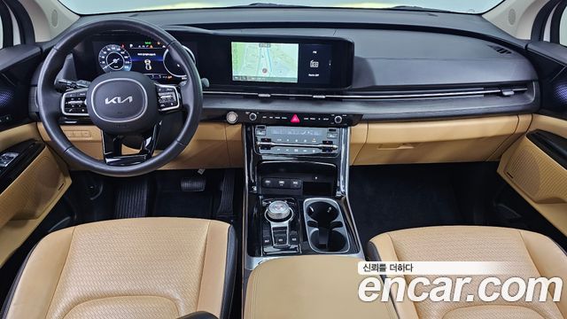 Kia Canival 2023 — photo 7