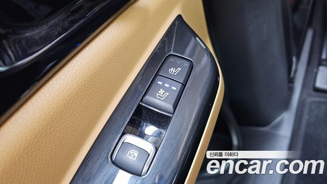Kia Canival 2023 — photo 18