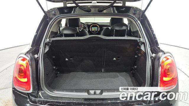 Mini Cooper 2017 — photo 20
