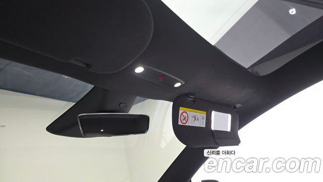 Tesla Model Y 2026 — photo 31