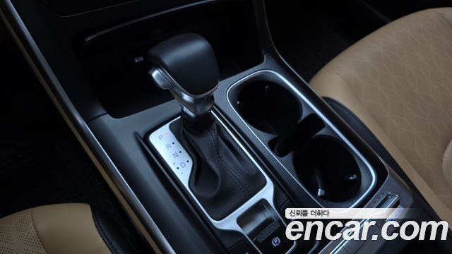 Kia Canival 2023 — photo 12