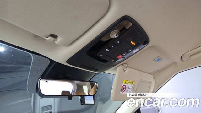 Kia Canival 2023 — photo 23