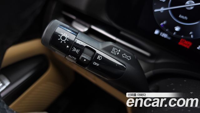 Kia Canival 2023 — photo 27