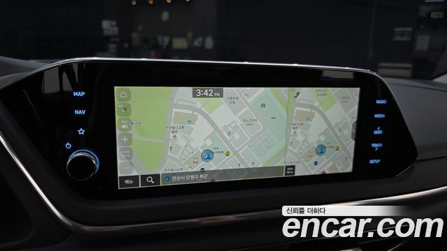 Hyundai Sonata 2023 — photo 21