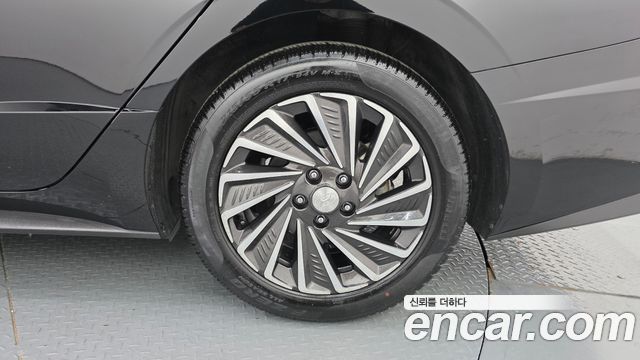 Hyundai Sonata 2023 — photo 7