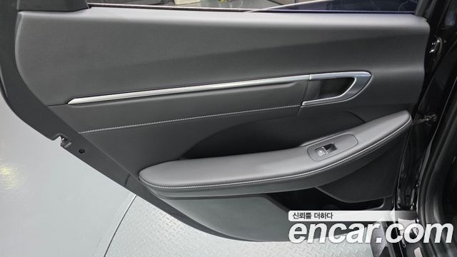 Hyundai Sonata 2023 — photo 15