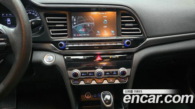 Hyundai AVANTE 2020 — photo 14
