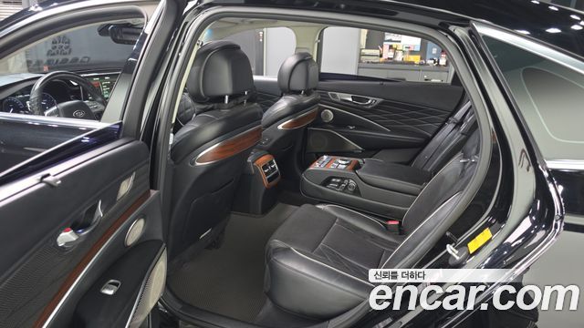 Kia K9 2019 — photo 11