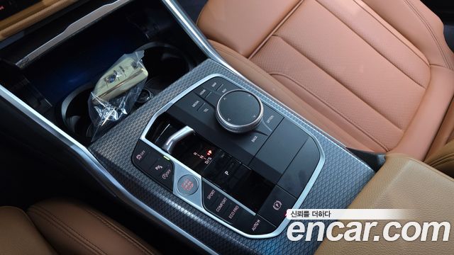 BMW 3-Series 2024 — photo 12