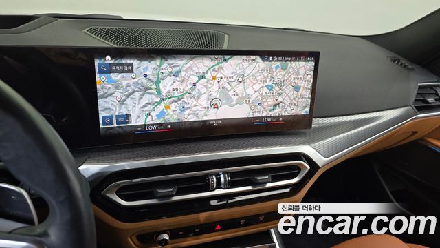 BMW 3-Series 2024 — photo 18