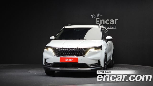 Kia Canival 2022 — photo 3