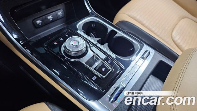 Kia Canival 2022 — photo 12