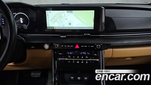 Kia Canival 2022 — photo 18