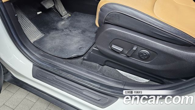 Kia Canival 2022 — photo 22