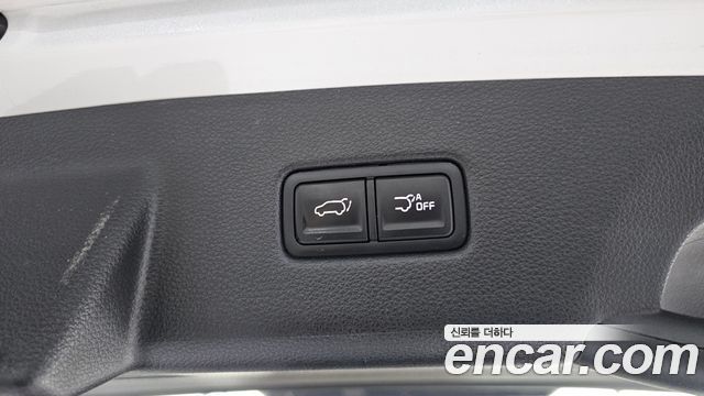 Kia Canival 2022 — photo 23