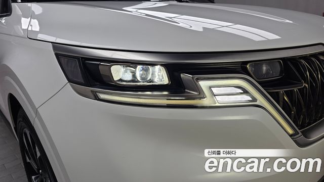 Kia Canival 2022 — photo 8