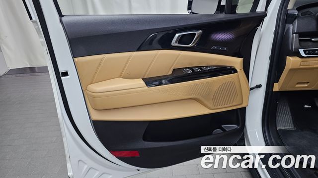 Kia Canival 2022 — photo 14