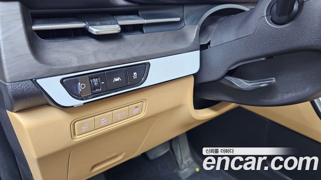 Kia Canival 2022 — photo 28