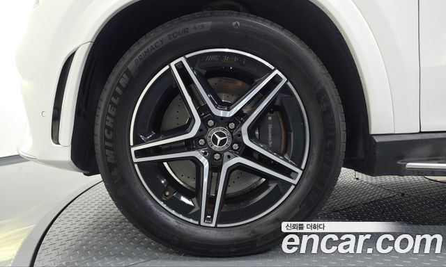 Mercedes-Benz GLE-Class 2021 — photo 5
