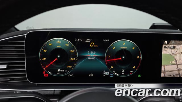 Mercedes-Benz GLE-Class 2021 — photo 11