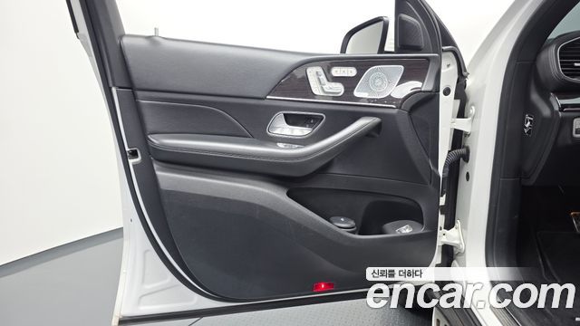 Mercedes-Benz GLE-Class 2021 — photo 14