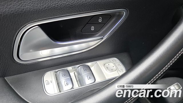 Mercedes-Benz GLE-Class 2021 — photo 33