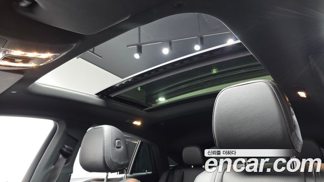 Mercedes-Benz GLE-Class 2021 — photo 34