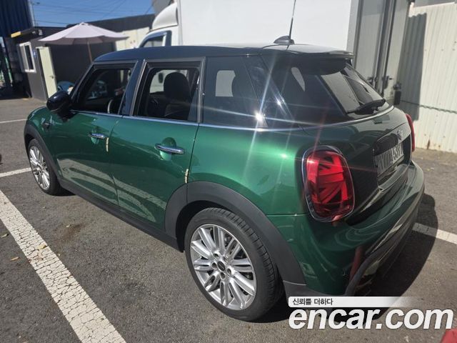 Mini Cooper 2022 — photo 3