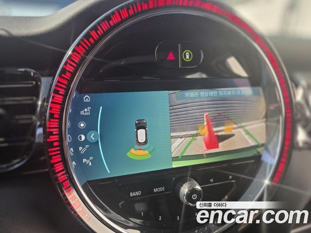 Mini Cooper 2022 — photo 15