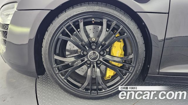 Audi R8 2015 — photo 5