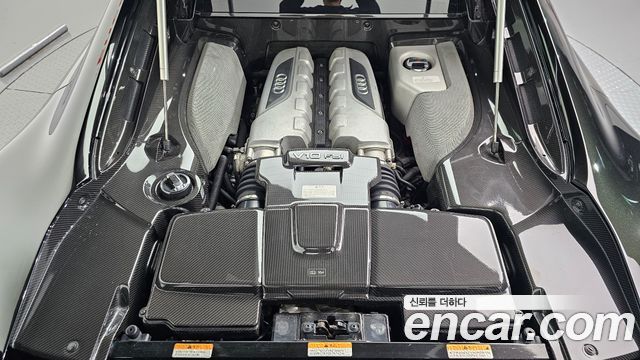 Audi R8 2015 — photo 6