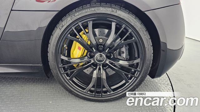 Audi R8 2015 — photo 7