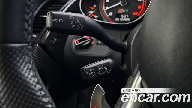 Audi R8 2015 — photo 28