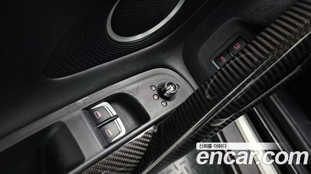 Audi R8 2015 — photo 29